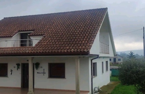 Ponte Caldelas Maison | Casa Vacacional en Cuñas Pontecaldelas. Se Aceptan Mascotas