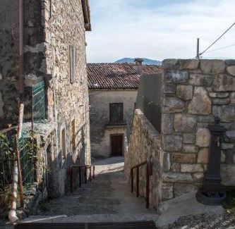 Gazzaniga Maison | casa vacanze al paesello