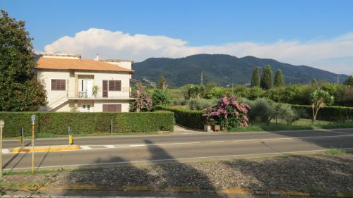 Avane Appartement | Casa Vacanze “Bouganville” loc Avane Pisa