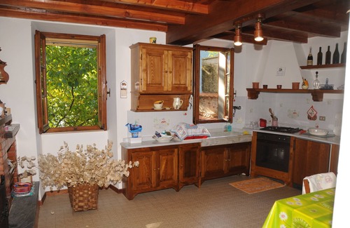 Stazzema Maison | Casa Vacanze Casa Lola Ideale per gli Amanti Della Natura e del Trekking,