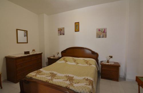 Iglesias Historic Centre Maison | casa vacanze I GIRASOLI
