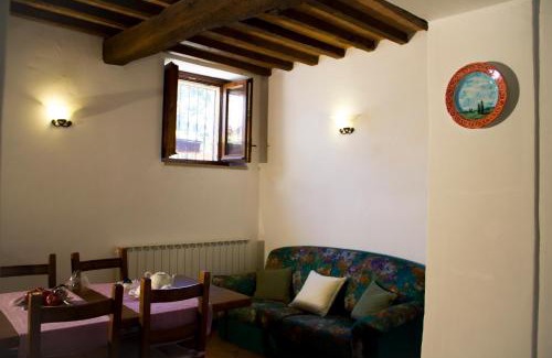 Piegaro Maison | Casa Vacanze Il Piccolo Noce