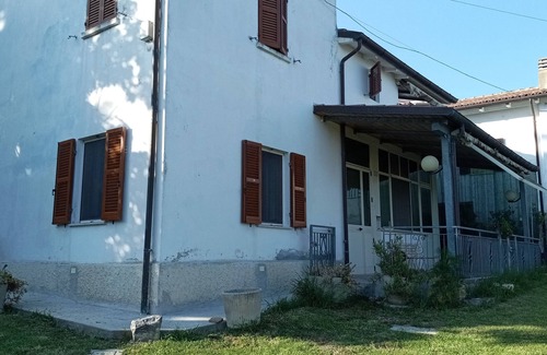 Montefelcino Maison | Casa Vacanze Lea - Casa di Campagna con Vista Panoramica Sulla Valle del Metauro