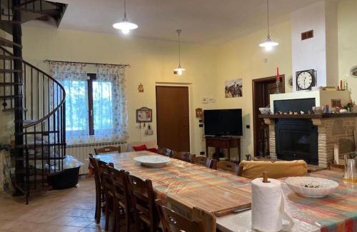 Civitaquana Maison | Casa vacanze Oro viola