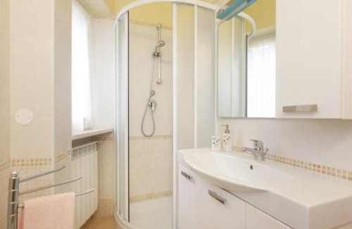 Mondavio Maison | Casa Vacanze Wellness La Rocca
