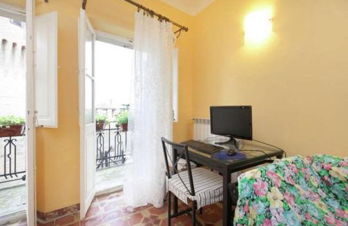 Mondavio Maison | Casa Vacanze Wellness La Rocca