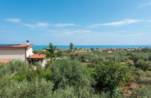 Torre Colonna-sperone Maison | Casa Vacanze Zina