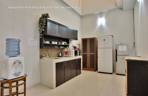 Serpong Maison | Casa Vanda Guesthouse
