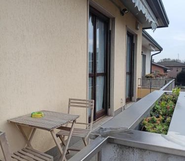 Fizzonasco Appartement | Casa Vanessa Appartamento in Villa