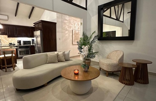 Damas Maison | Casa Veranera – Family Retreat with Private Pool, 20 min from Manuel Antonio