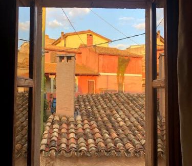 Laconi Maison | Casa Veronica - accogliente casa su due piani nel cuore del borgo