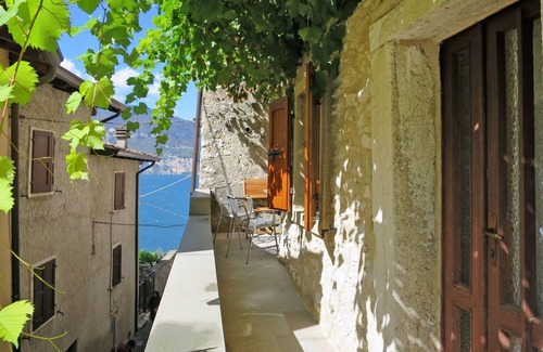 Porto Appartement | Casa Vigna by Interhome