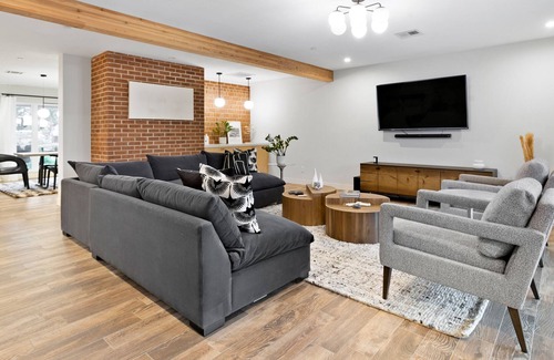 Security Acres Maison | Casa Virginia - Paradise in S. Scottsdale, Relax & Have Fun, Mins. to Entertainment & Dining!
