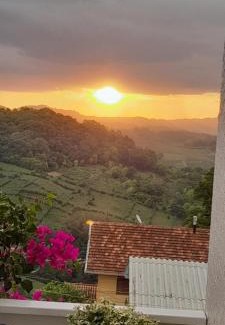 Jardim Gloria Maison | Casa Vista do Vale próxima ao Vale dos Vinhedos