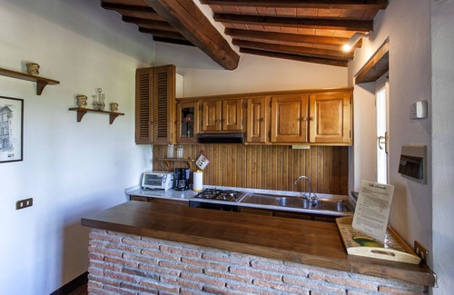 Cortona Appartement | Casa Vittoria 1 - Location de vacances avec piscine à Cortona, Toscane