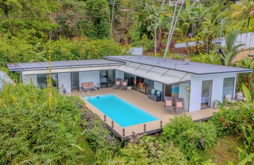 Ciudad Cortes Maison | Casa Voces Del Cielo - 3-bedroom house in Provincia de Puntarenas with WiFi, AC