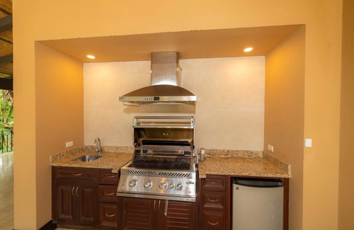 Jaco Villa | 7-Bedroom Luxury Villa with Private Pools, Game Room & Resort Access