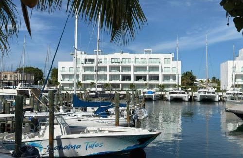 Palm Cay Appartement | Casablanca Bahamas- New Luxury Waterfront Condo, Palm Cay, The Bahamas
