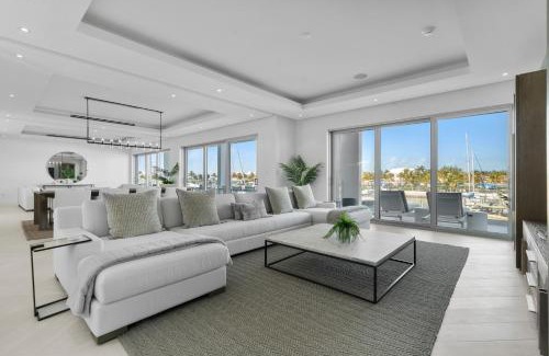 Palm Cay Appartement | Casablanca Bahamas- New Luxury Waterfront Condo, Palm Cay, The Bahamas