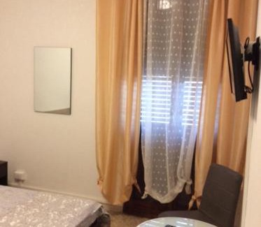 Pisa Appartement | CasaGiulia2Apartament
