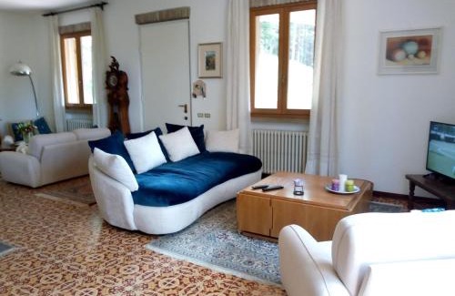 Mombaroccio Appartement | Casale La Pineta