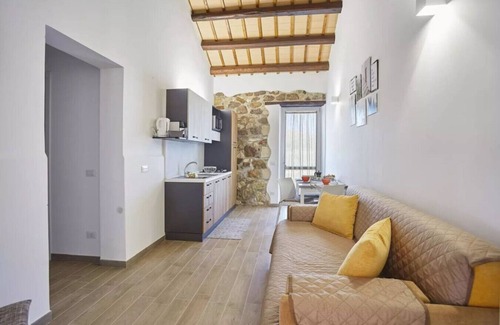 Ummari Appartement | Casale Sammartano by L.A.Apartments - Appartamenti Rosa e Jessica