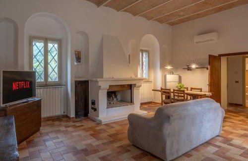 Bettona Appartement | Casale Sforna - Appartamento con 2 camere da letto e piscina - ItalyWeGo