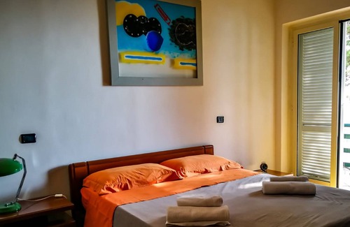 Castellabate Villa | CasaMiaCasadiCharme1 Villa divisée en 4 appartements mitoyens avec vue sur la mer