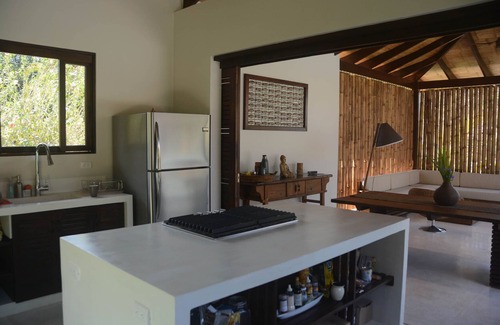 Playa Hermosa Cobano Villa | Casas de Agua. Villa Agua Viva. Sentier de randonnée naturel jusqu'à la plage.