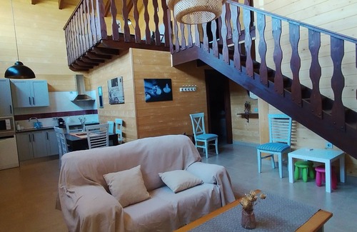 Yeste Cottage | Casas de Madera en las Montañas con Piscina y Barbacoa, en la Sierra del Segura