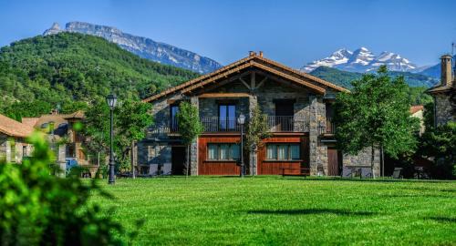 Puertolas Maison | Casas la Ribera Ordesa