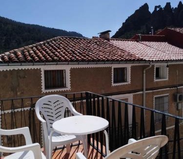 Ayna Maison | Casas Rurales Balcón de las Mayas