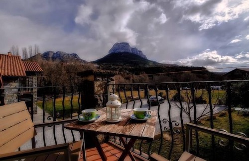 Puertolas Cottage | Casas rurales La Ribera pour 6 personnes