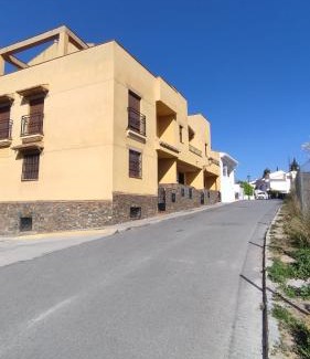 Guevejar Chalet De Ski | Casas rurales Medina-Las Eras