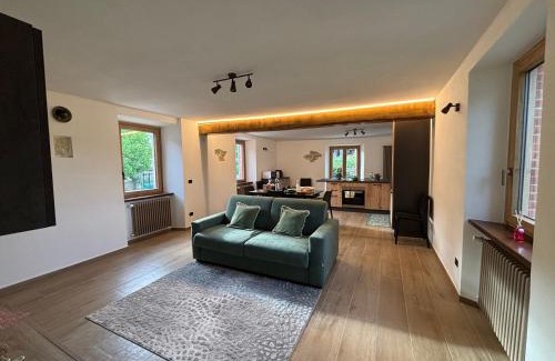 Camerana Maison | Cascina Barbei