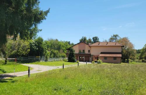 Lozzolo Appartement | Cascina in Alto Piemonte/Piedmont countryhouse