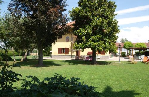 Savigliano Lit Et Petit-Déjeuner | Cascina la Barona