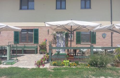Santena Maison | CASCINA LAI - Oasi Naturalistica - Camere private