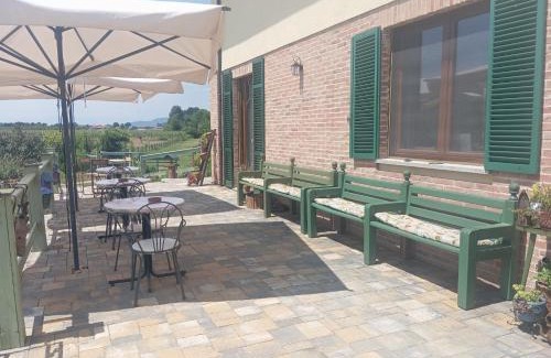 Santena Maison | CASCINA LAI - Oasi Naturalistica - Camere private