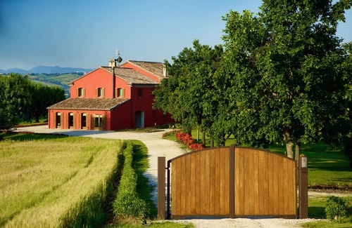 Monte Porzio Villa | Villa avec piscine privée, climatisation et green à 10 km de la mer