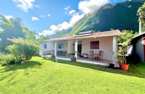 Hell-Bourg Appartement | Case Hermione Vue, jardin, 15 pers à Hell-Bourg