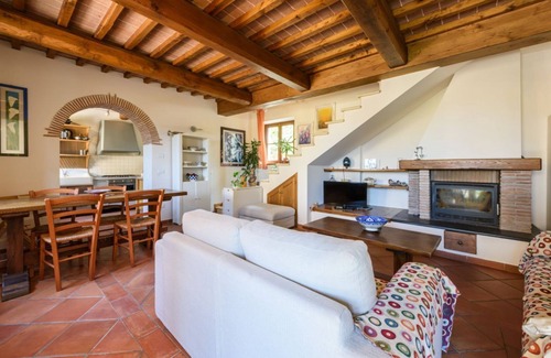 Capezzano Pianore Maison | Casina Franca by MMega