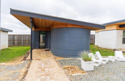 Round Top Maison | Casita 2 at The Halles Artisan Venue