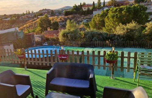 Colmenar de Oreja Maison | Casita con piscina cerca de Chinchón, Aranjuez y Parque Warner