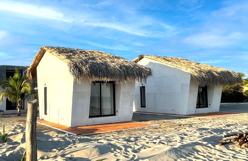 El Azufre Maison | Casita H - a little house by the sea
