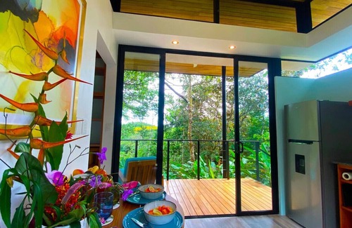 Savegre Maison | Casita Jungle Nest, 5 minutes drive to Playa Linda, 15 to Dominical, Wifi Starlink