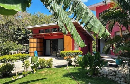 Playa Colorado Maison | Casita Nomad, walk to the beach