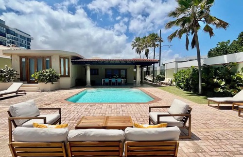 Isla Verde Villa | Oceanfront Luxury Villa in San Juan - Casita Playa