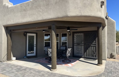 Pinnacle Peak Maison | Casita Tranquilla: a desert hideaway in beautiful Cave Creek