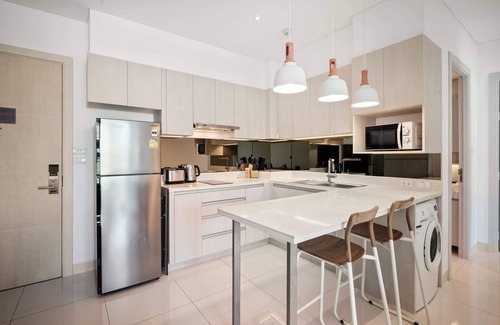 Bang Tao Copropriété | Cassia Residences 2BR D Road side